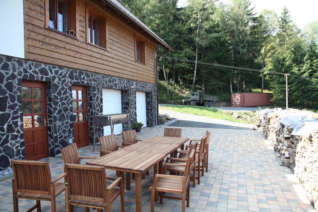 Koenig-In Hotel Hojsova Straz Exterior photo
